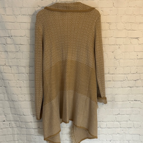 New Directions Tan Open-Front Fringed Woman’s  Sweater - Picture 5 of 8